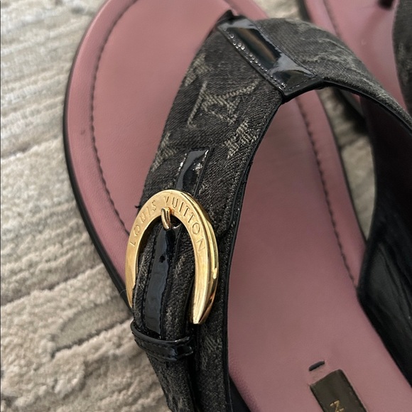 Authentic Louis Vuitton Denim Monogram Sandals - Picture 8 of 17
